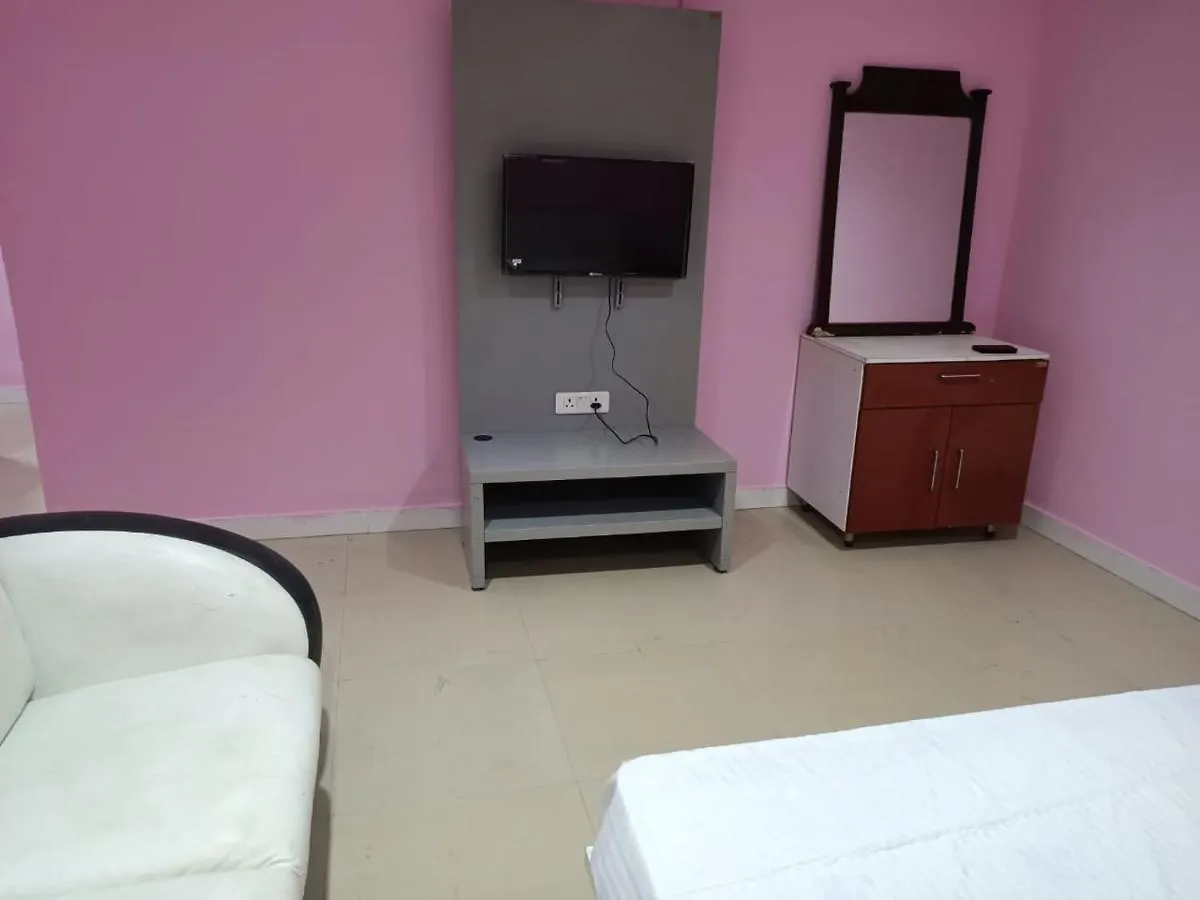 Harisuns Plaza Hotel Attingal